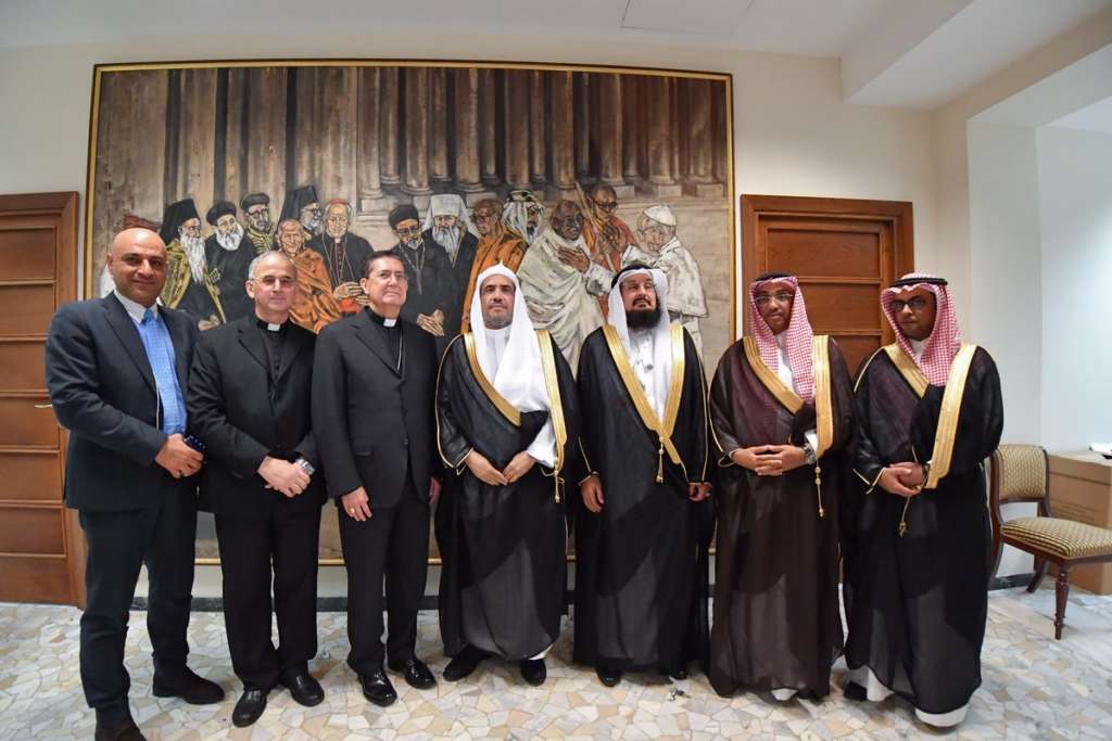 MWL Secretary General: No Religion Is Free from Extremist Elements