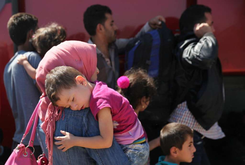 More Than 300 Syrian Refugees Rescued, Arrive in Cyprus