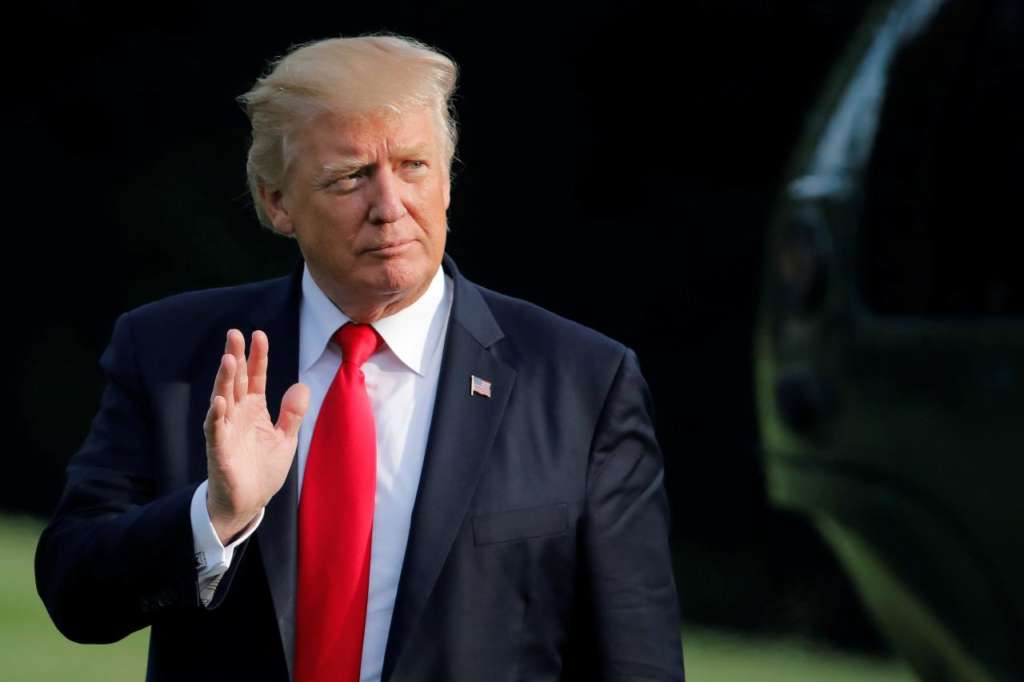 Trump Discusses with Congressional Leaders Raising Debt Ceiling
