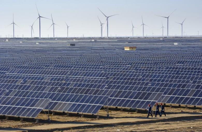 SAGIA in Discussions with Local Companies on Renewable Energy Projects Implementation