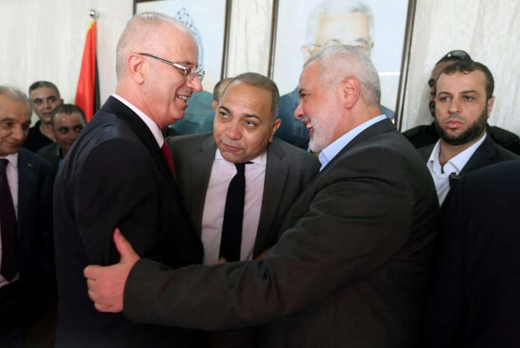 Hamdallah in Gaza: My Government’s Success Depends on its Ability to Work on Ground