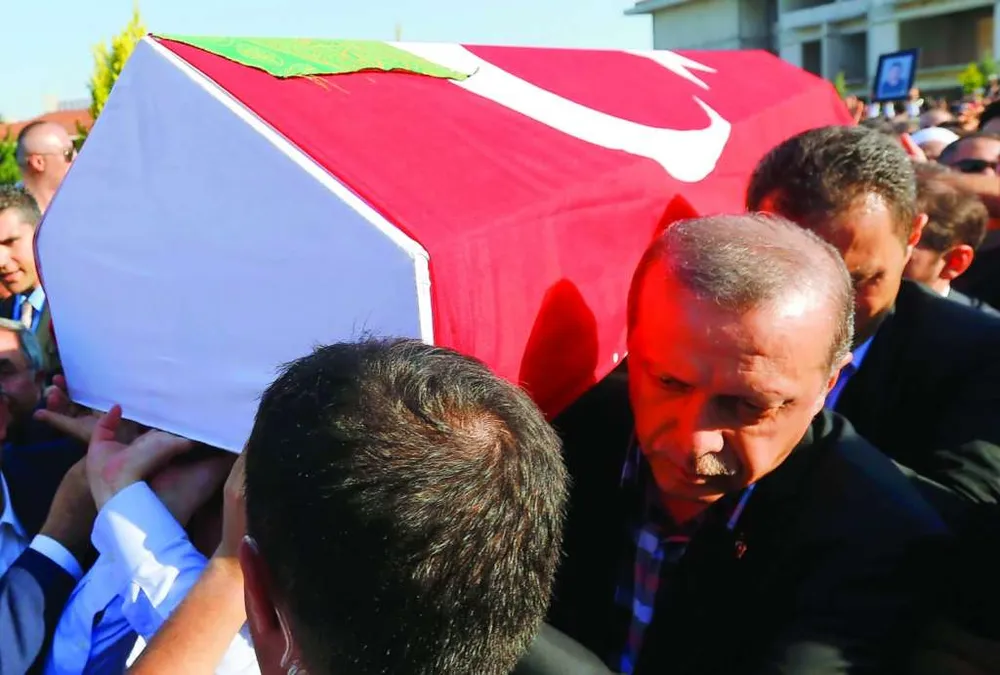 Erdogan Vows to Remove ‘Cancer of Gulen’ and Cleanse the Army