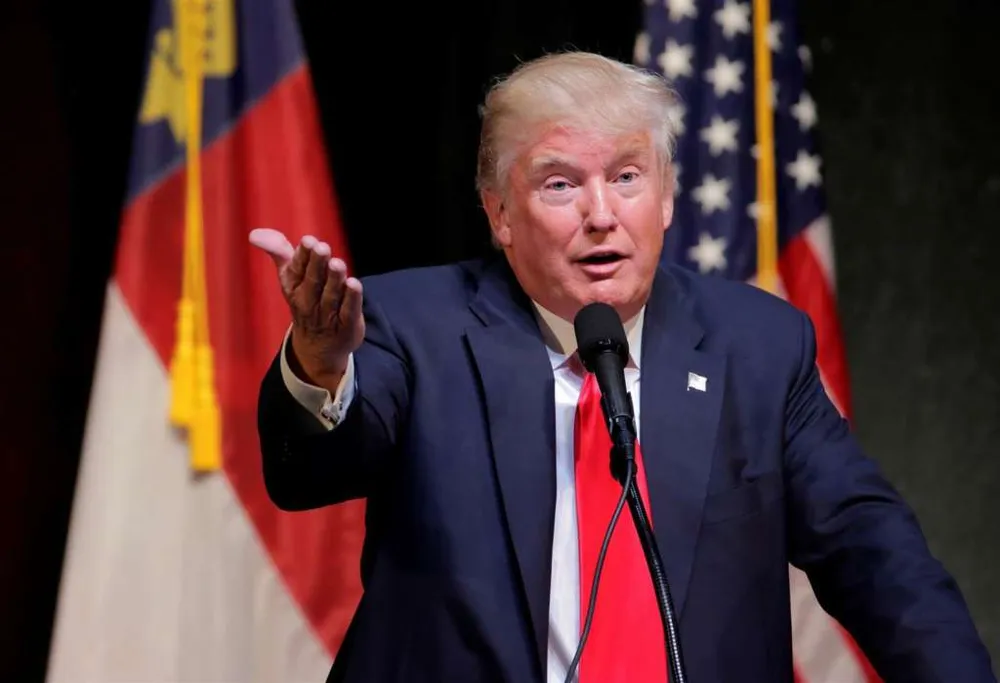 Trump Praises Saddam Hussein vs ‘Terrorists’