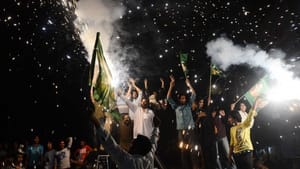 Sharif poised to form government after Pakistan poll