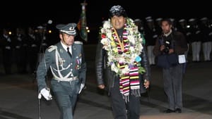 Morales back in Bolivia after plane drama over Snowden