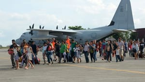 Typhoon-struck Philippine city begins mass burial