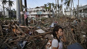 Philippine president to camp in Tacloban