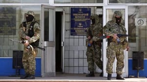 Obama announces new US sanctions on Russia over Ukraine