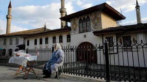 Opinion: The Bear Comes Uninvited to Crimea