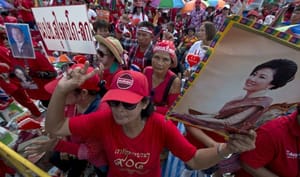 Thai government supporters gather to “defend democracy”