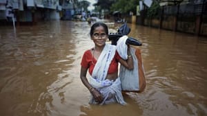 Monsoon floods kill 11 in India, maroon thousands