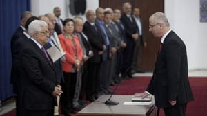 Fatah and Hamas announce unity government as Israel pushes for international boycott