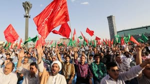 Tehran Wades into Iraq’s Crisis