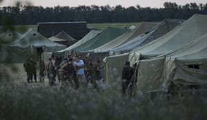 Separatists fire on Ukraine troops returning from Russia: Kiev