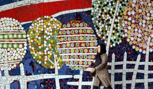 Iran media bid farewell to a great “lover”