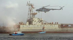 US Navy Says Iranian Warnings are Insignificant