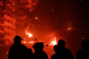 Fire Hits UAE Residential Towers, Five Injuries Reported