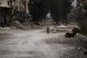 U.N. Parachutes Food into Syrian City Besieged by ISIS