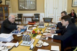 OECD – Hungary Should Cut Spending To Make Sure Debt Declines