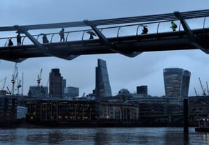 German Firms Scaling Back Investment in Britain Ahead of EU Vote