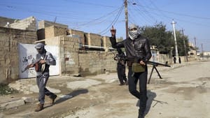 Iraqi Forces Prepare Offensive on ISIS-Held Fallujah, Tells Civilians to Leave