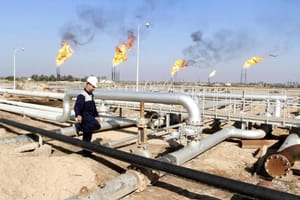 Unemployed South Iraq Protesters Ask for Job Opportunities