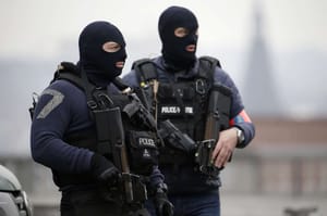 Belgian Police Arrest 12 in Dozens of Anti-terror Raids