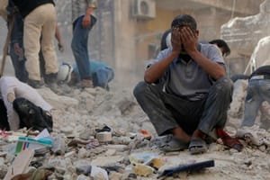 Russia Says Opening Humanitarian Corridors around Aleppo amid ‘Relentless’ Use of Cluster Munition