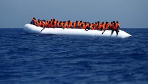 Four Migrants Found Dead, Some 400 Rescued from Boat in Mediterranean