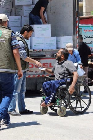 Saudi Campaign Contracts with Turkish Parties to Manufacture Aid Materials for Syrian Refugees