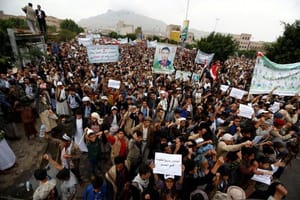 Kuwait Talks Freeze, Houthis Move Towards Forming a Government