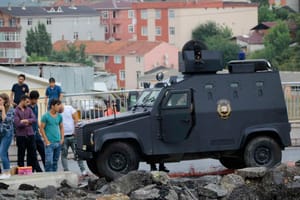 Turkish Minister: 32,000 Suspects Arrested since Failed Coup