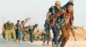 Russian Jets Intensify Raids on Aleppo after the Regime Fails to Advance