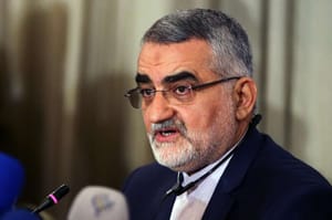 Tehran Summons UK Ambassador, Threatens to Cut Diplomatic Ties