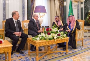 Speaker of Canadian Senate Lauds Saudi Role in Achieving Regional Peace