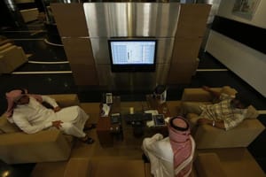 Saudi Ministry of Labor, Social Development Determines Mechanisms to Pay Subsidies for Eligible Beneficiaries of ‘Citizens Account Program’