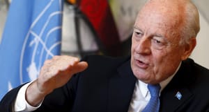French Sources ‘Pressuring’ De Mistura on Syrian Opposition Delegation