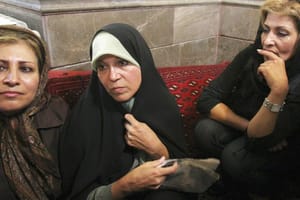 Iran: Rafsanjani’s Daughter Tried Again after Prison Sentence