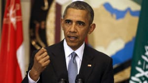 Obama Delivers Speech in Chicago University