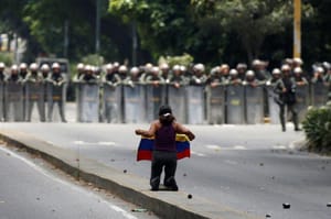 50 Children Evacuated from Caracas Hospital as Violent Rallies Continue in Venezuela