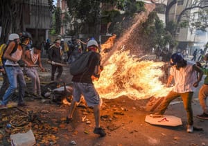 Unrest Death Toll Rises as Looting Ravages Venezuela