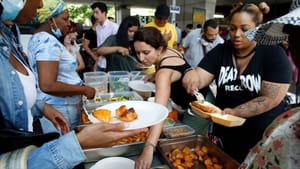 Chefs, Restaurants Help Survivors of London Fire