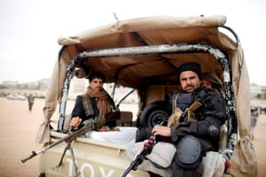 Houthis Exclude Saleh by Monopolizing Coup Council