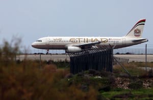 Washington Lifts Laptop Ban for Etihad Airways Flights