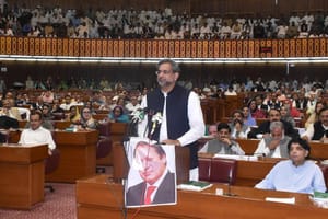 Shahid Khaqan Abbasi … the ‘Other Face’ of Pakistan’s Nawaz Sharif
