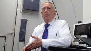 US Secretary of Defense in Surprise Iraq Visit to Discuss ISIS Fight
