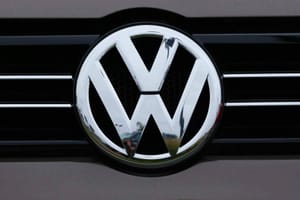 German Economy Minister Opposes Ban of Diesel Engines