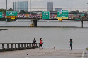Shelters Struggle to Find Beds as Monster Rainstorm Swamps Huston