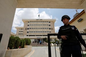 Jordanians Hit Polls in Governorate Councils ‘Decentralization’ Elections