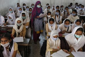 Swine Flu Affects 900 People in India